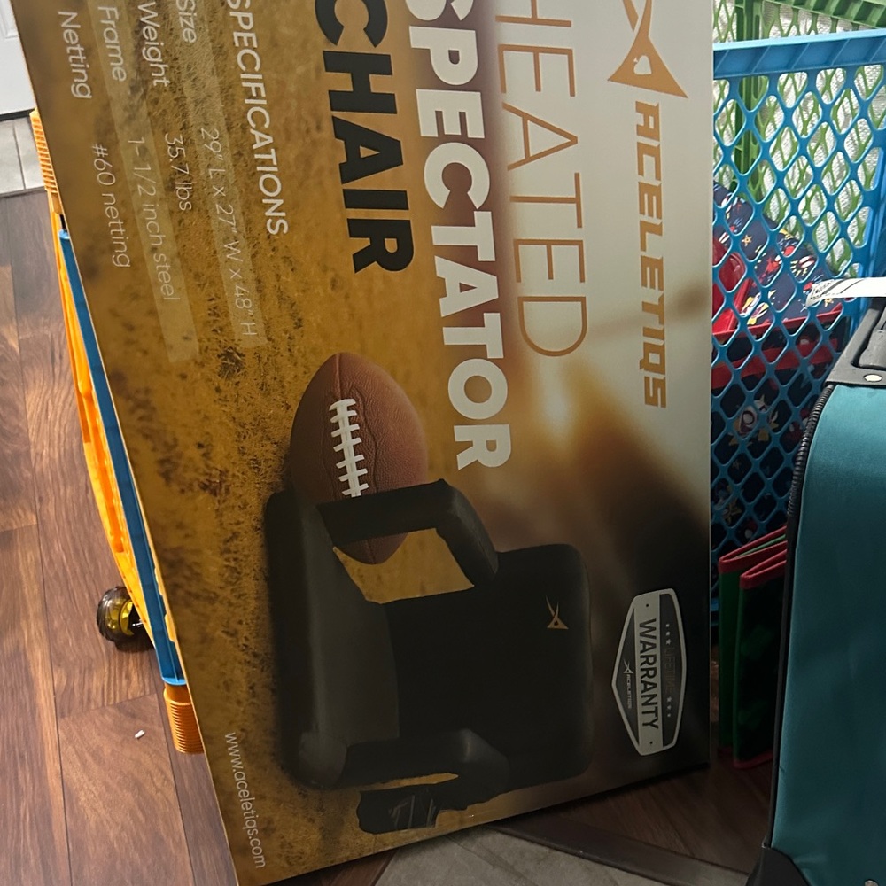 Heated Spectator Chair - Black/Brown